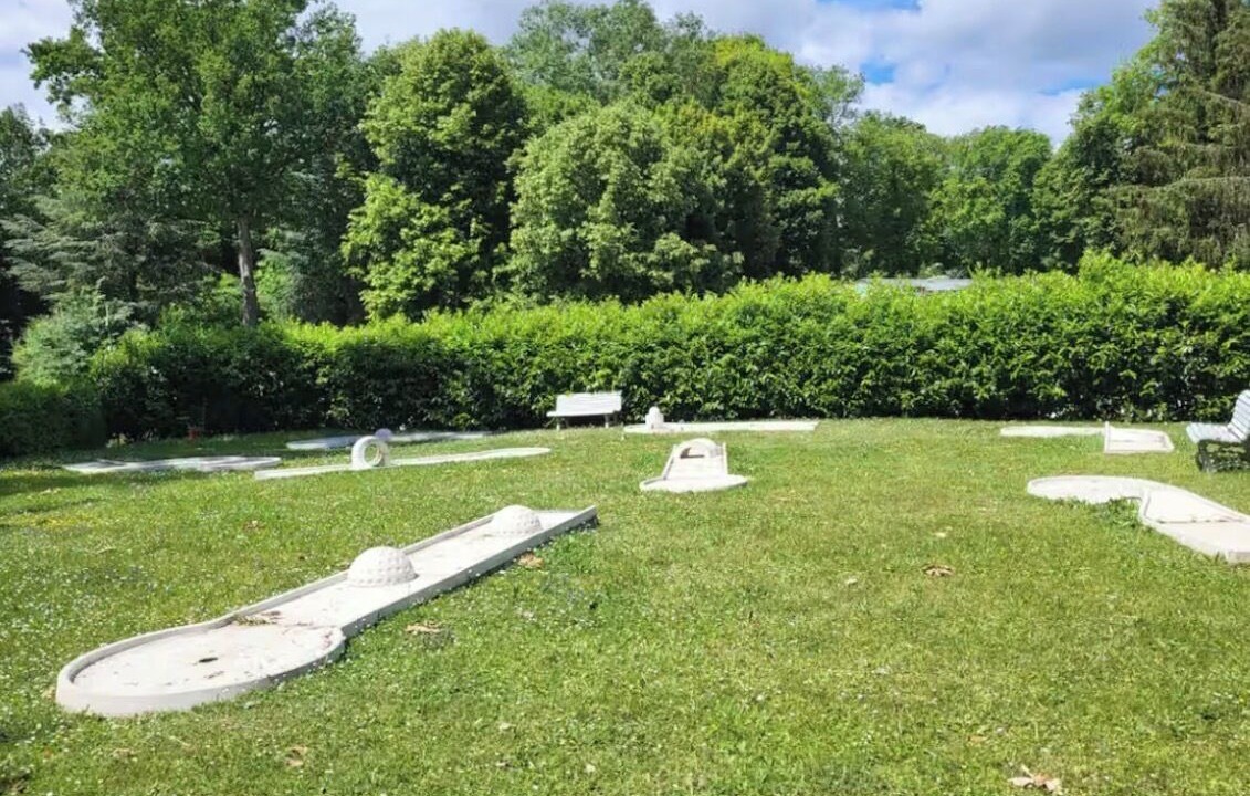 Photo of Outdoor in Saint-Cheron