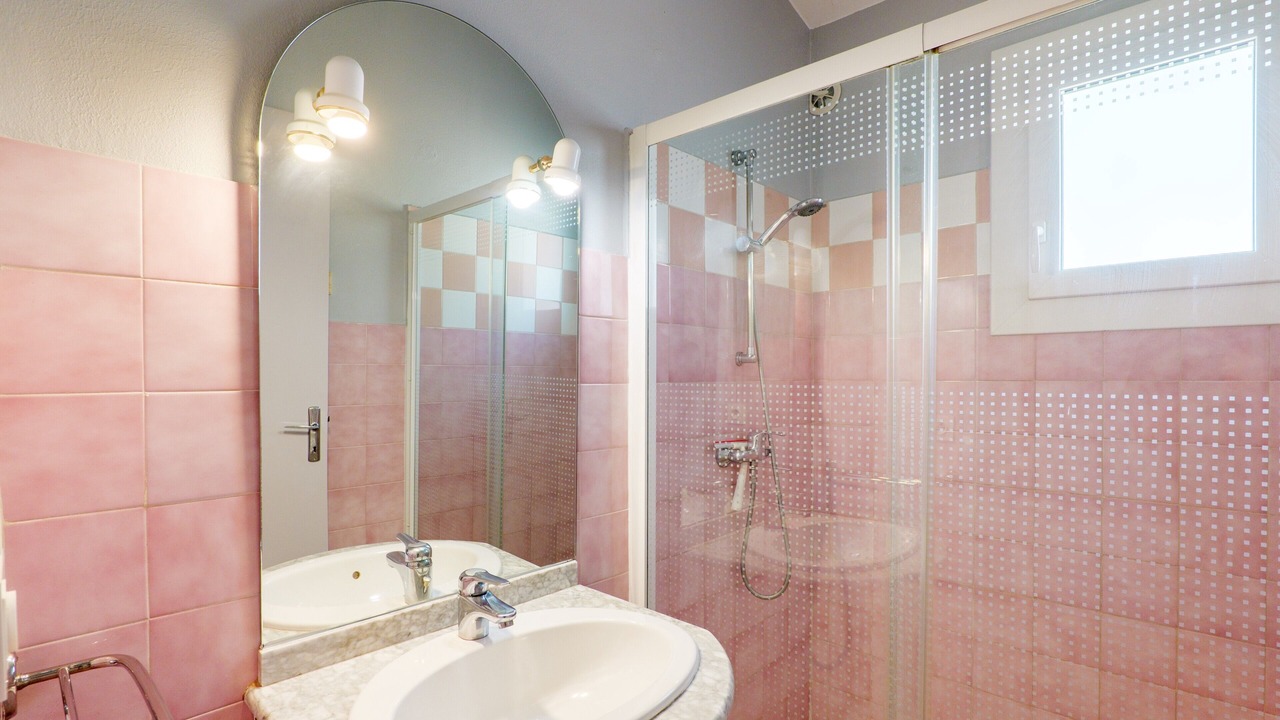 Photo of Bathroom in Bessas