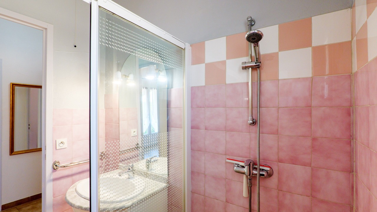 Photo of Bathroom in Bessas