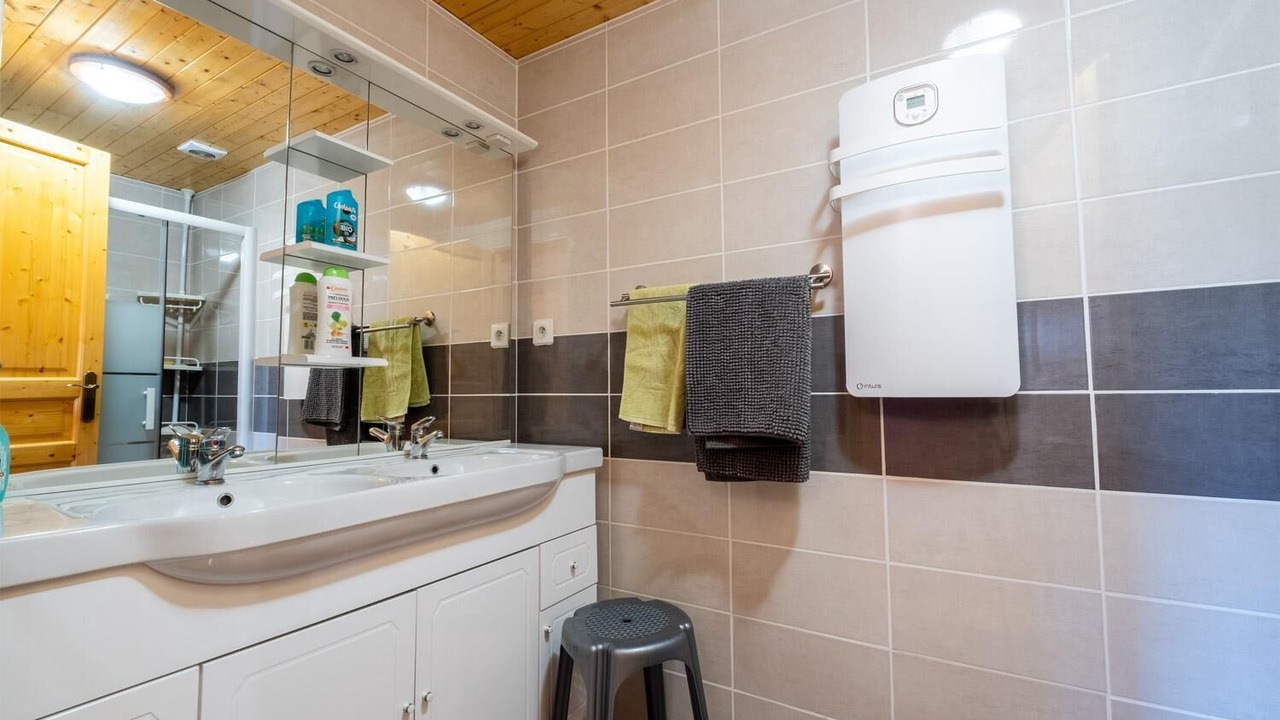 Photo of Bathroom in Peyre-en-Aubrac