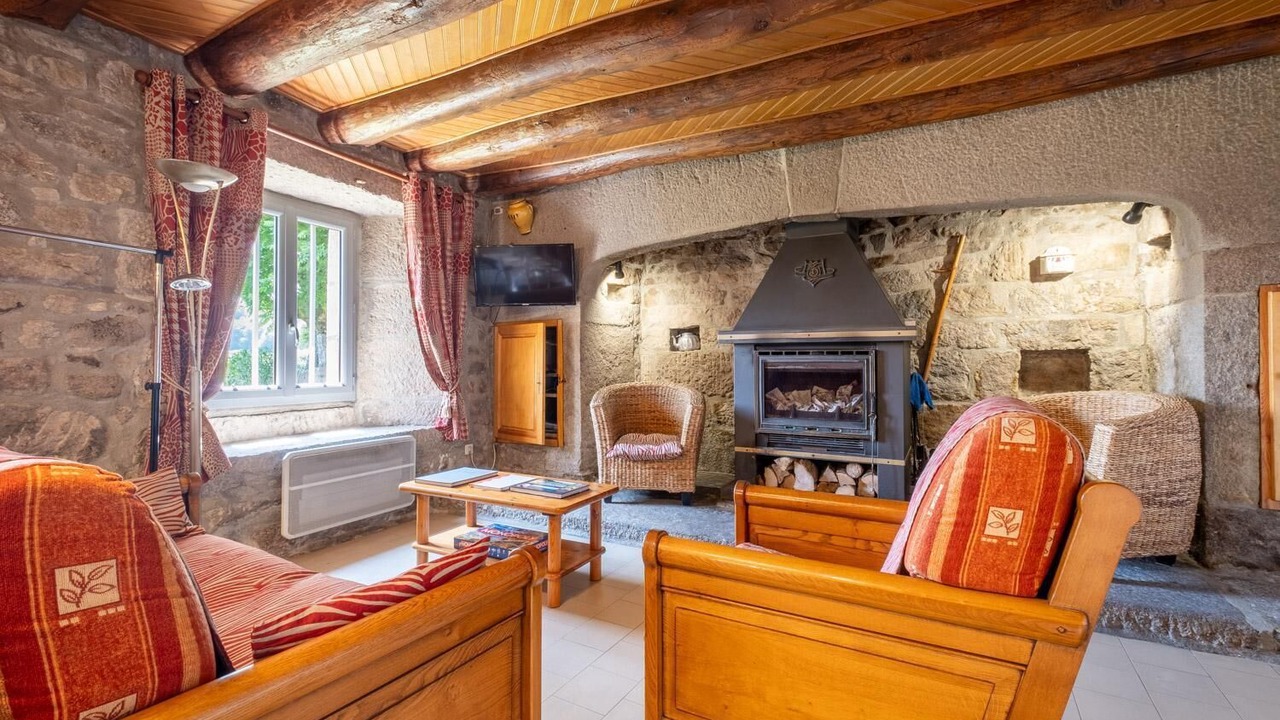 Photo of Livingroom in Peyre-en-Aubrac