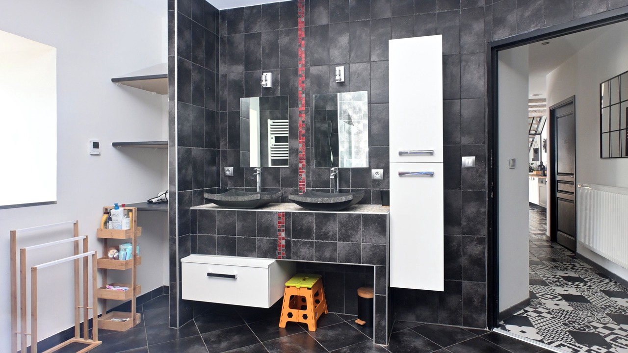 Photo of Bathroom in Les Ternes