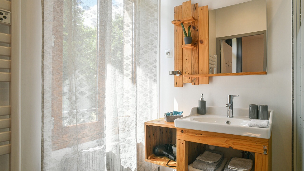 Photo of Bathroom in Saint-Franc