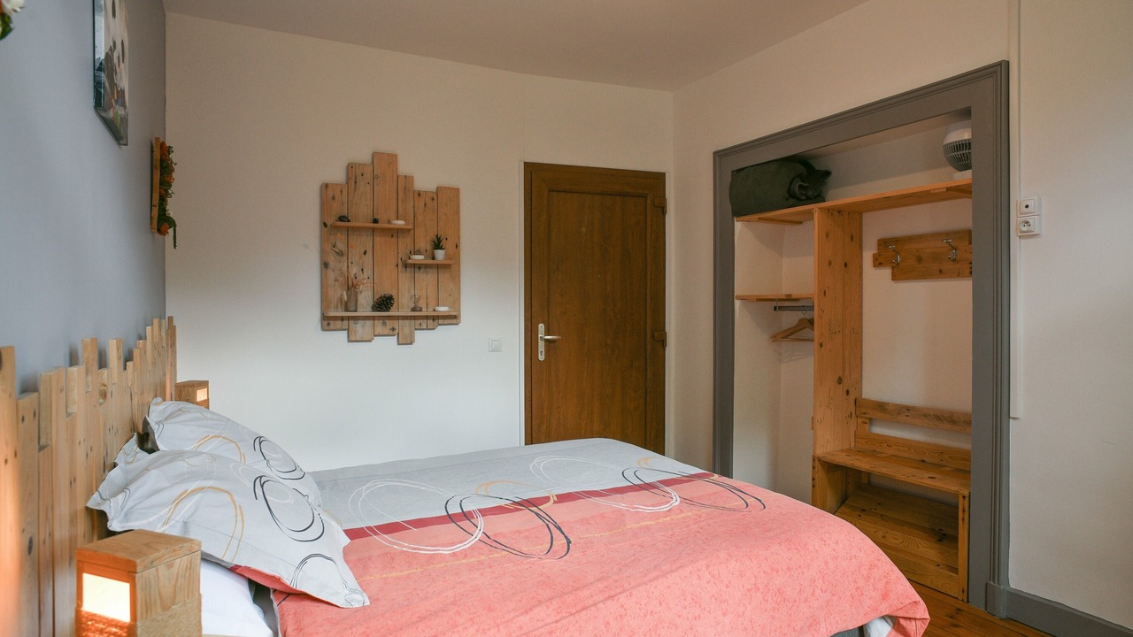 Photo of Bedroom in Saint-Franc