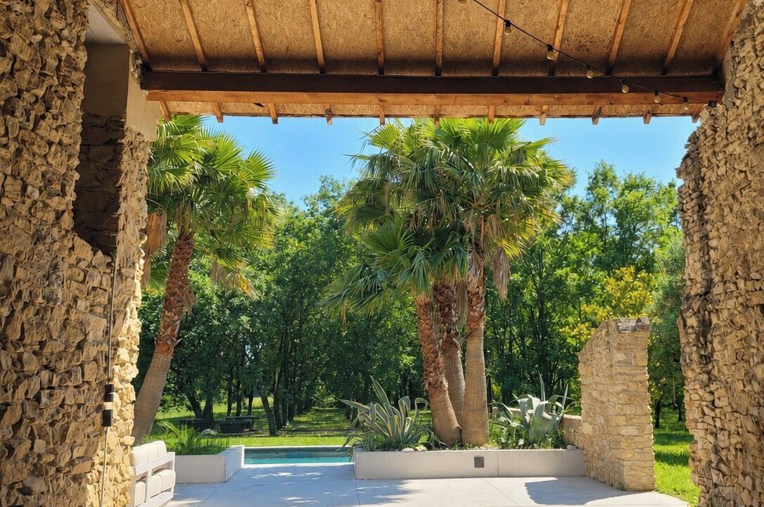 Photo of Outdoor in Mornas