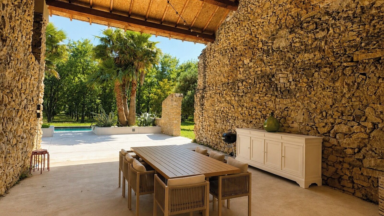 Photo of Outdoor in Mornas
