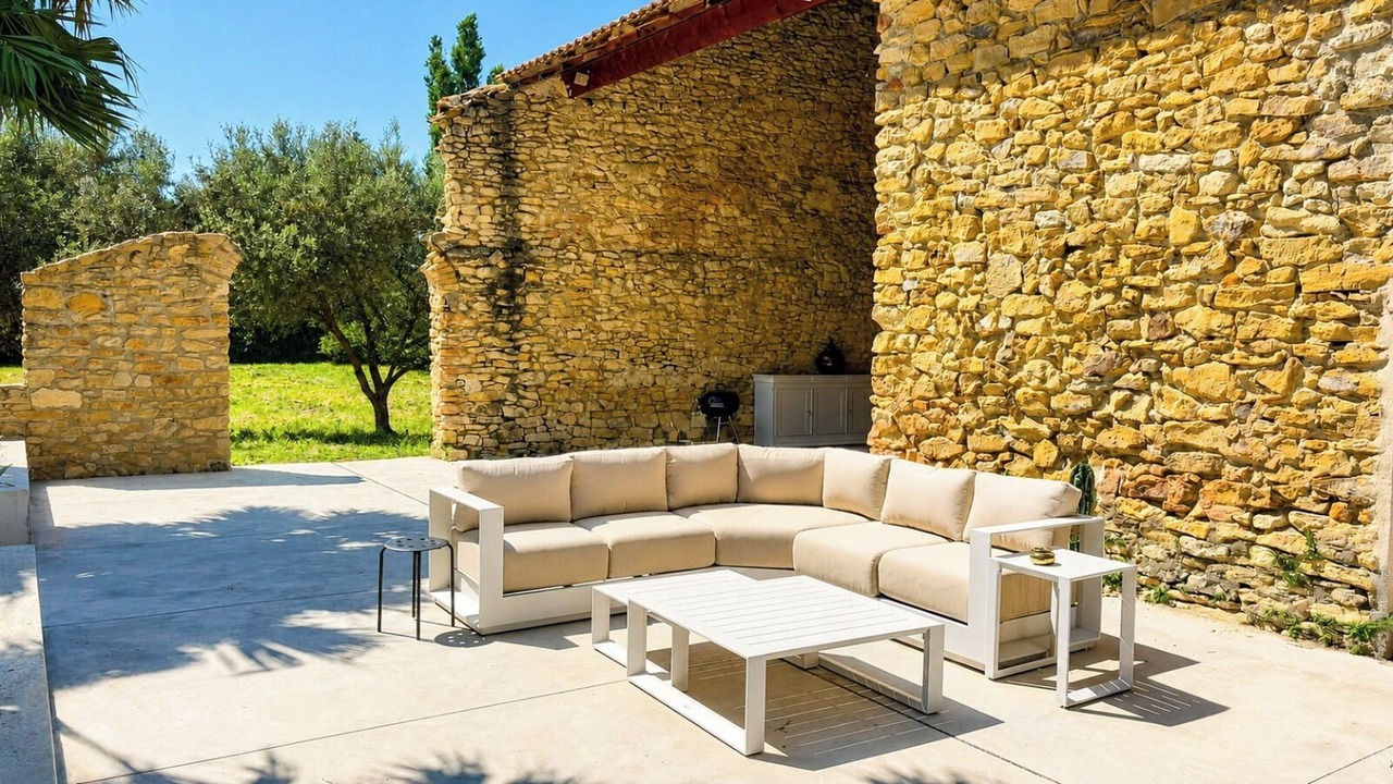 Photo of Patio Balcony in Mornas