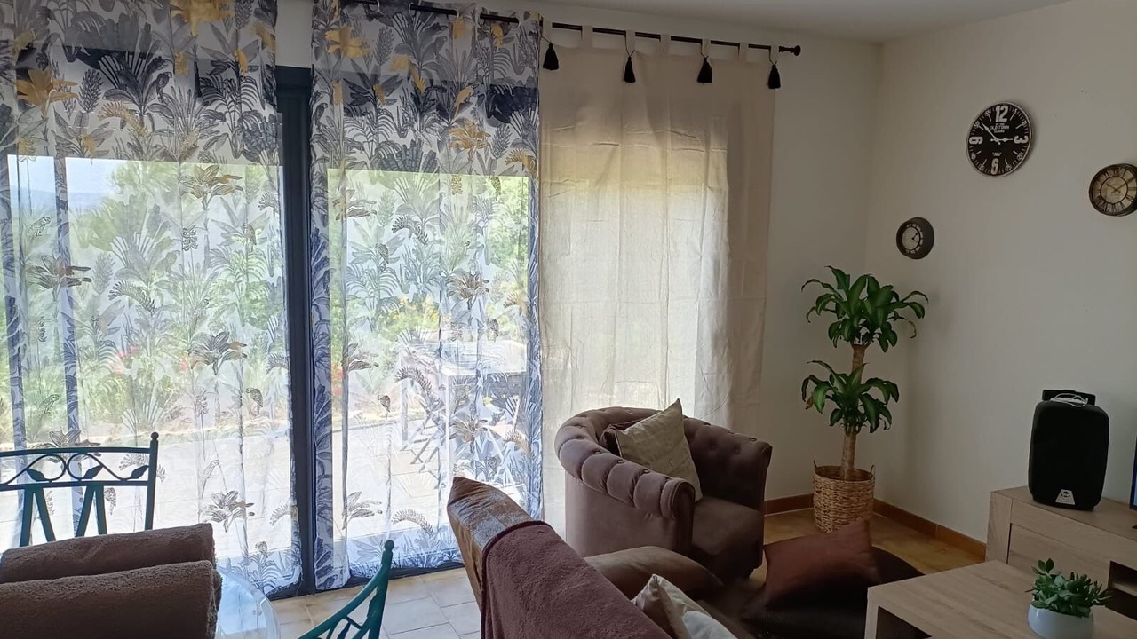 Photo of Livingroom in Puget