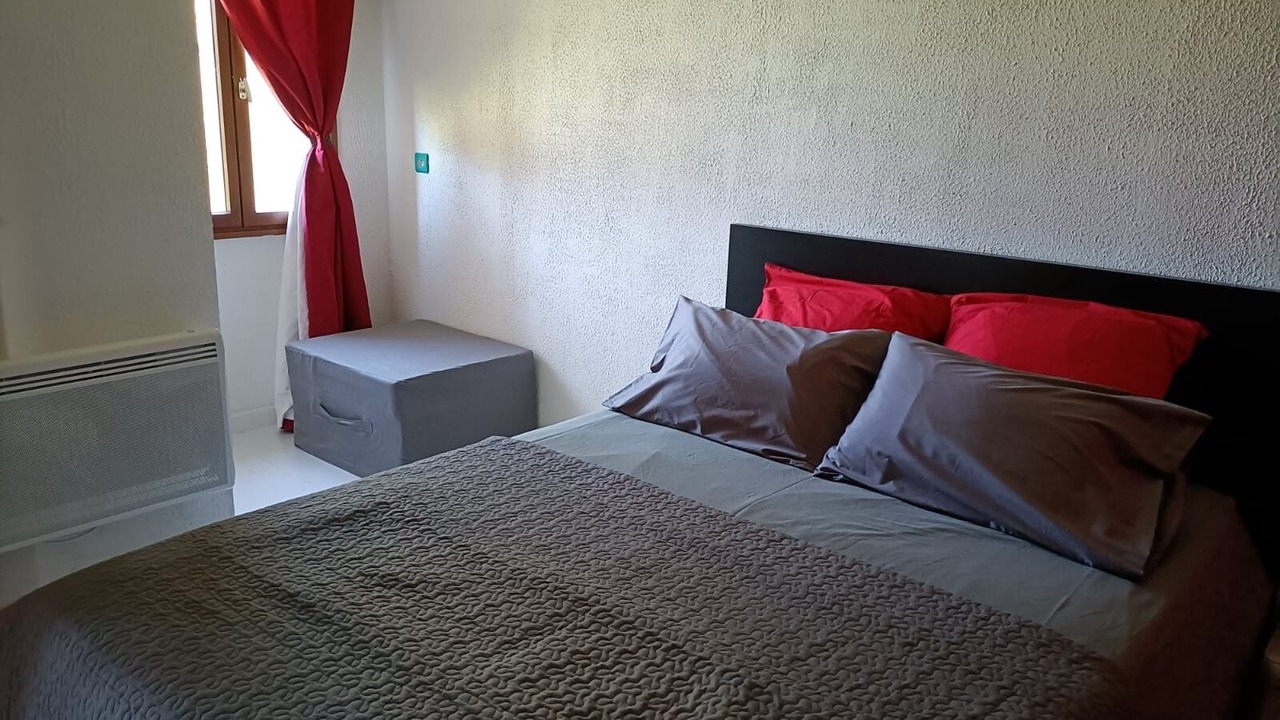 Photo of Bedroom in Puget