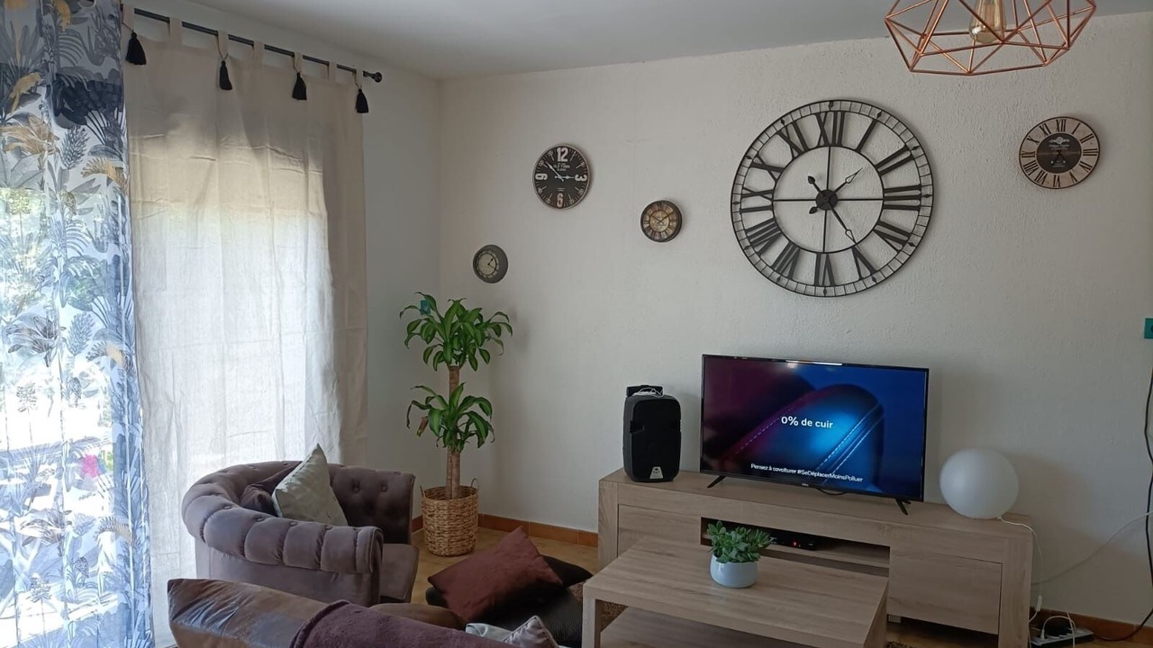 Photo of Livingroom in Puget