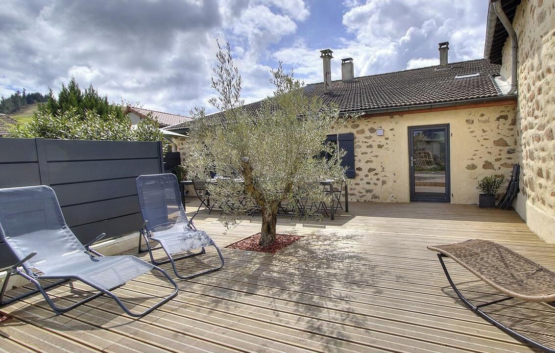 Photo of Patio Balcony in Chambost-Allieres