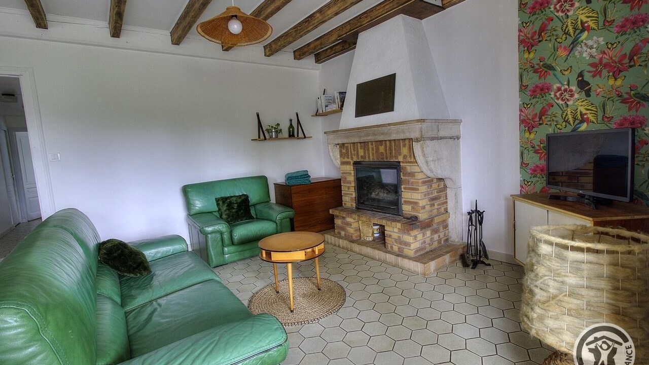 Photo of Livingroom in Regnie-Durette
