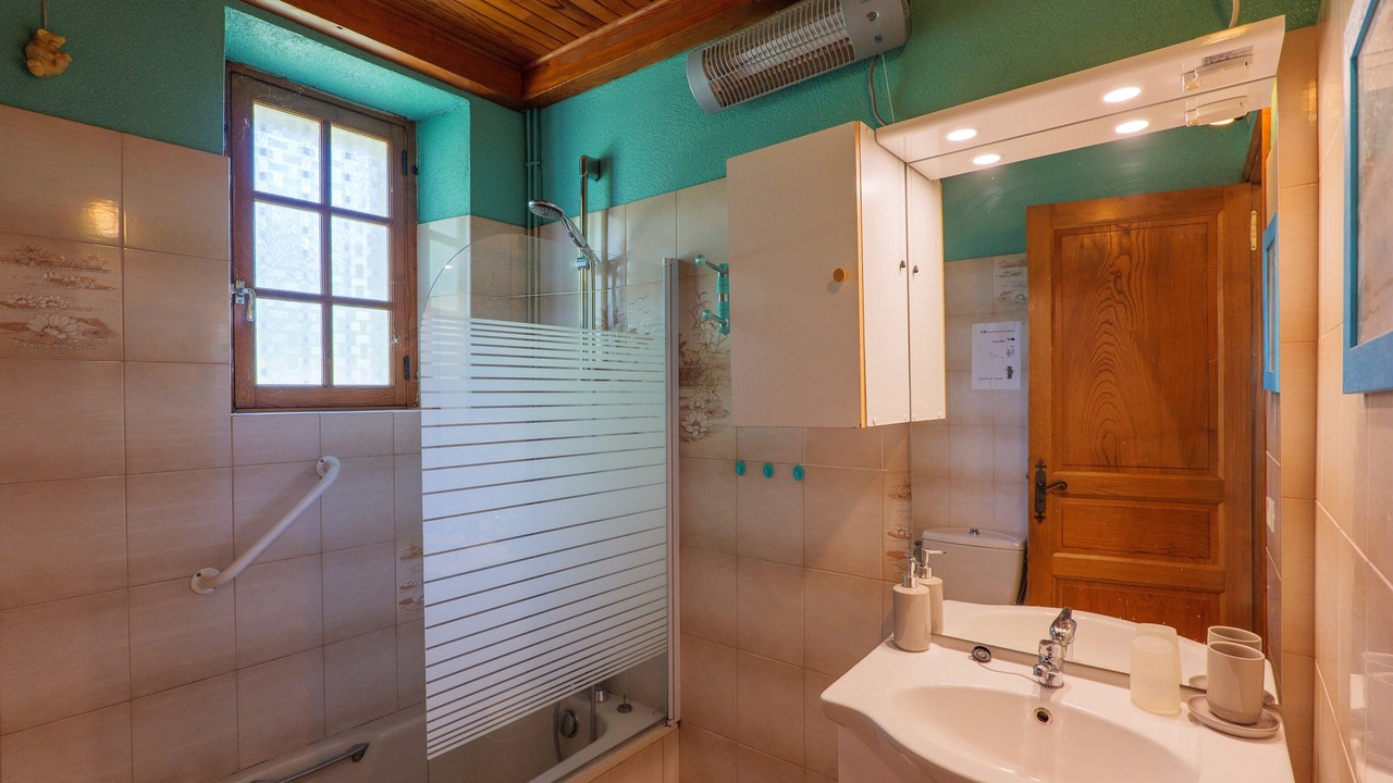 Photo of Bathroom in Montpezat-sous-Bauzon