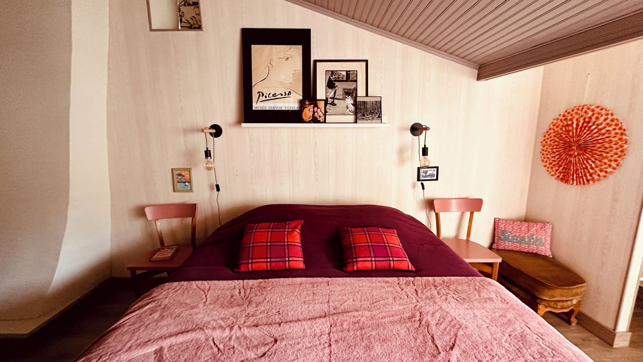 Photo of Bedroom in Domecy-sur-Cure