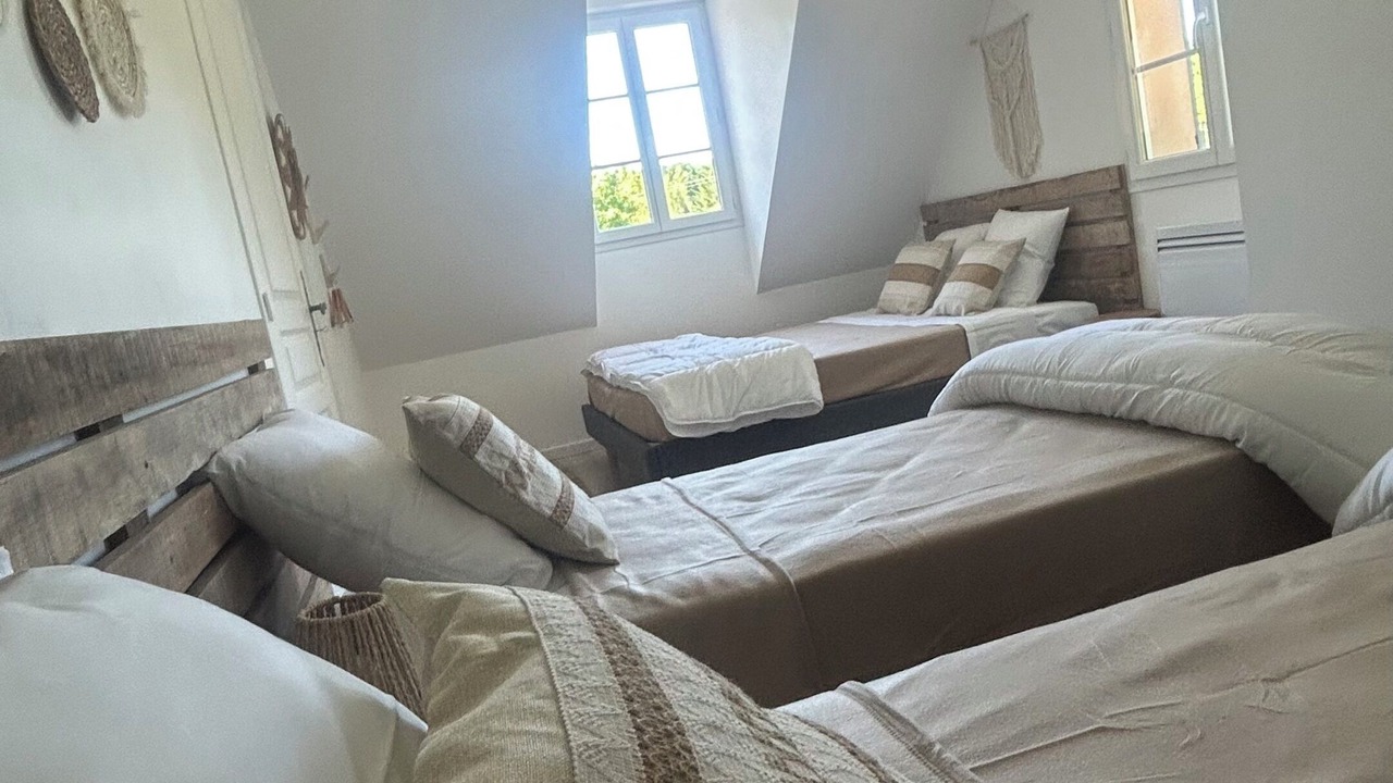 Photo of Bedroom in Escolives-Sainte-Camille