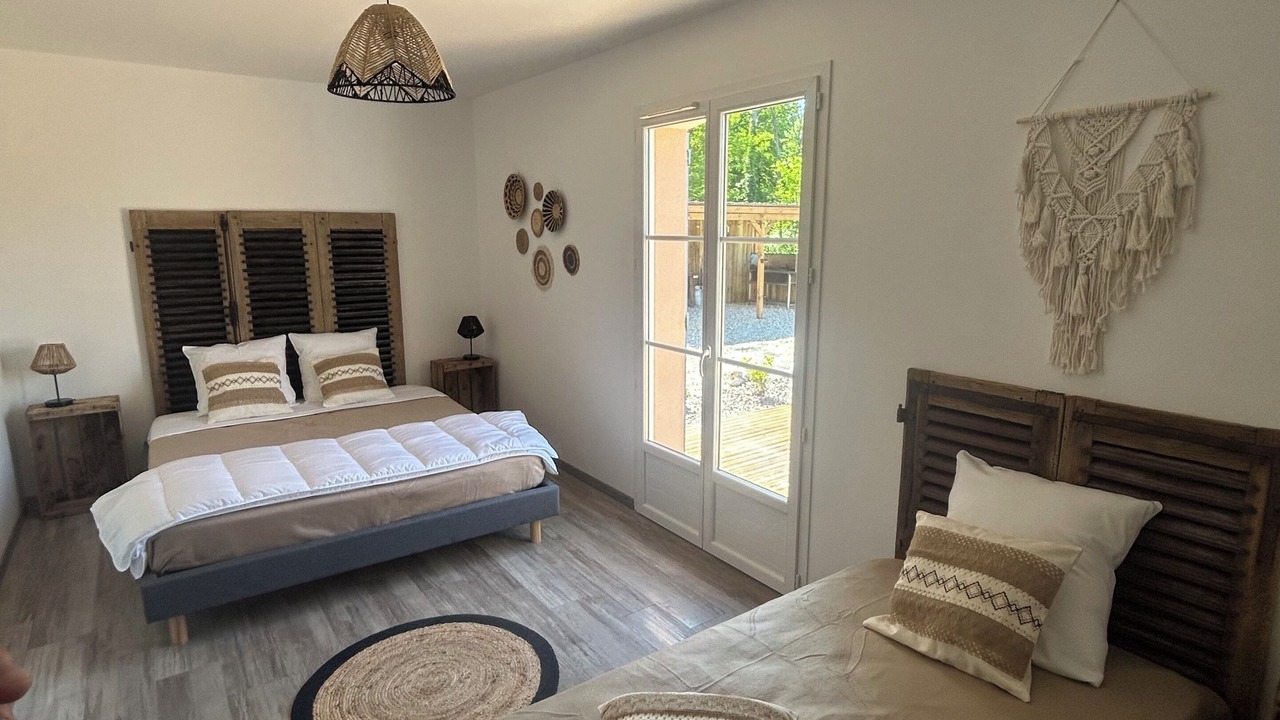 Photo of Bedroom in Escolives-Sainte-Camille