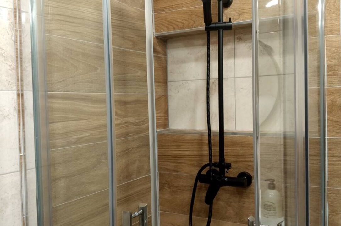 Photo of Bathroom in Albertville