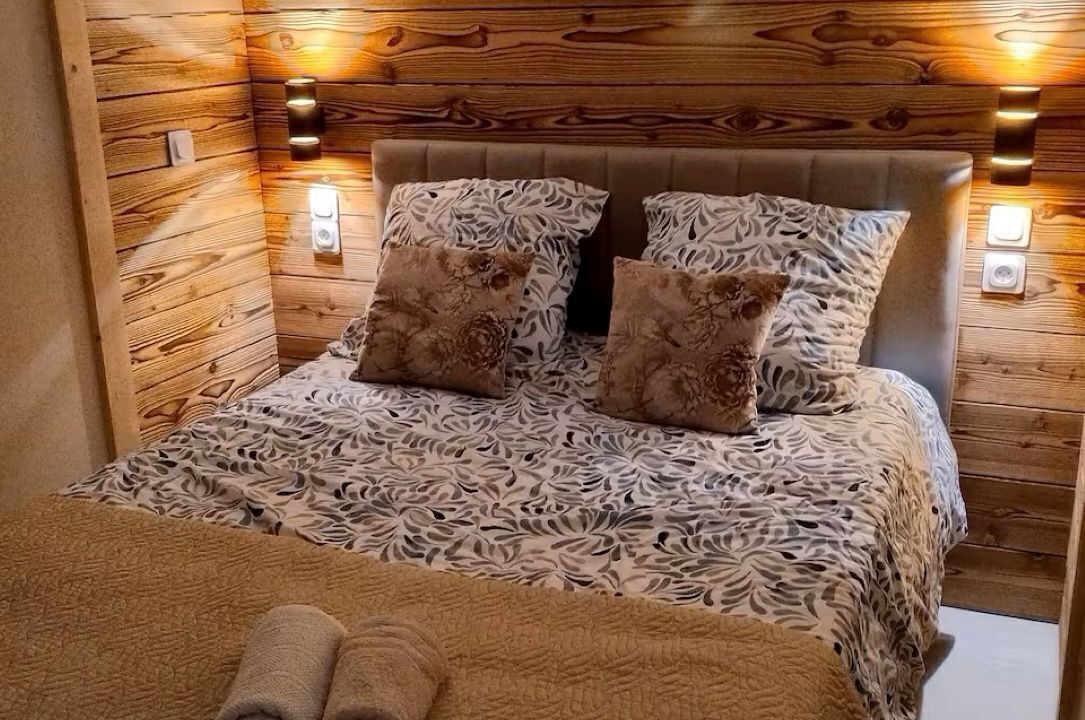 Photo of Bedroom in Albertville