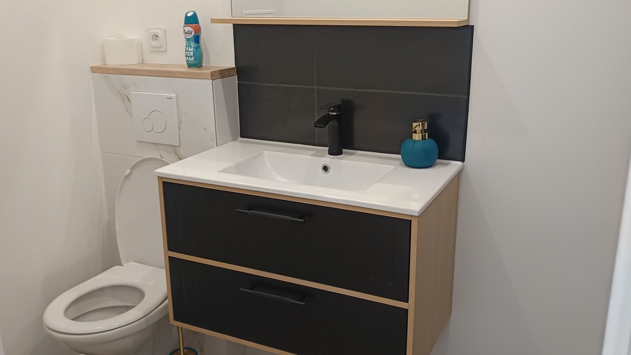 Photo of Bathroom in Joncy