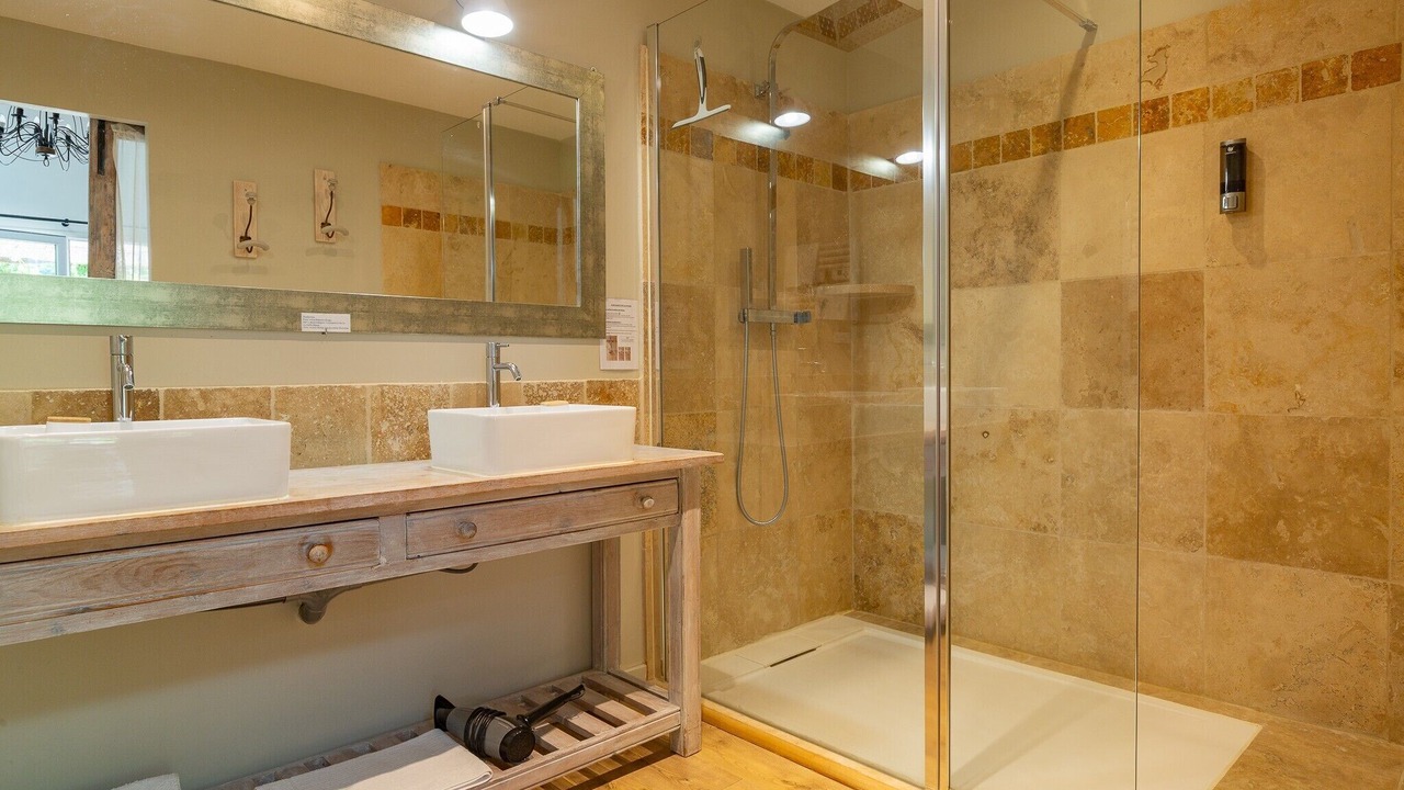 Photo of Bathroom in Charols