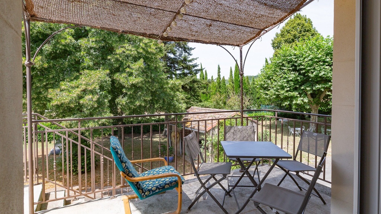 Photo of Outdoor in Charols