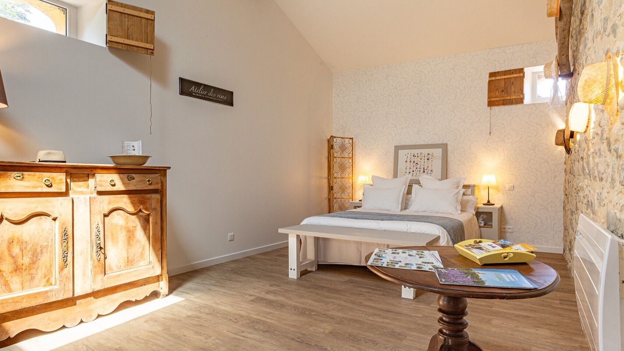 Photo of Bedroom in Charols