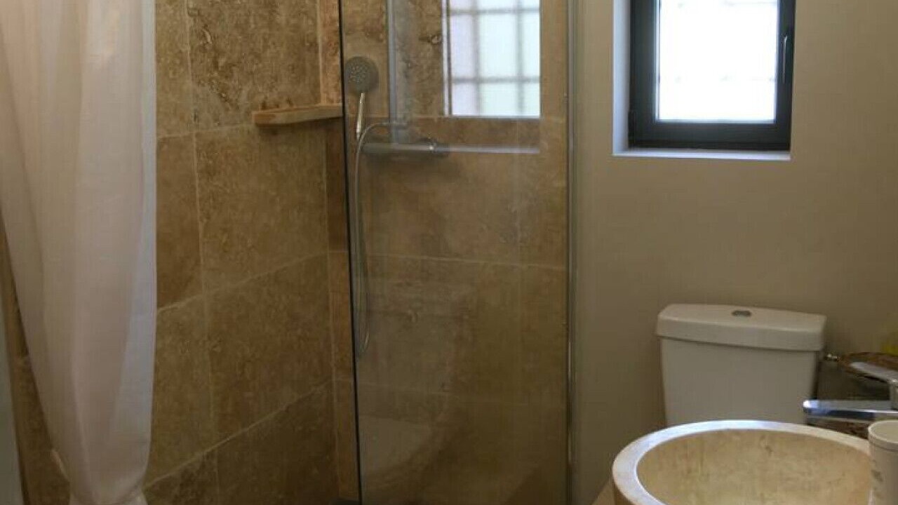 Photo of Bathroom in La Roque-sur-Pernes