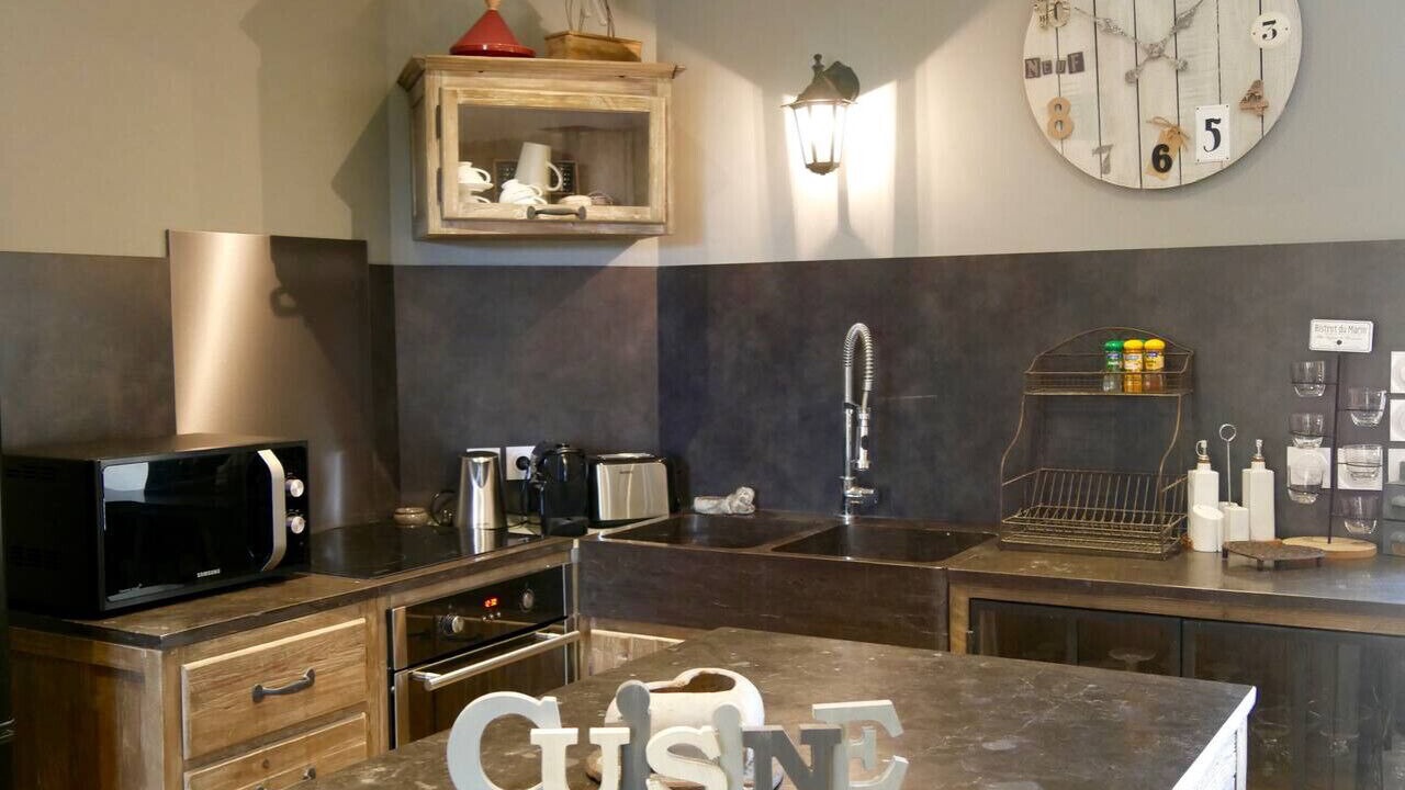 Photo of Kitchen in La Roque-sur-Pernes