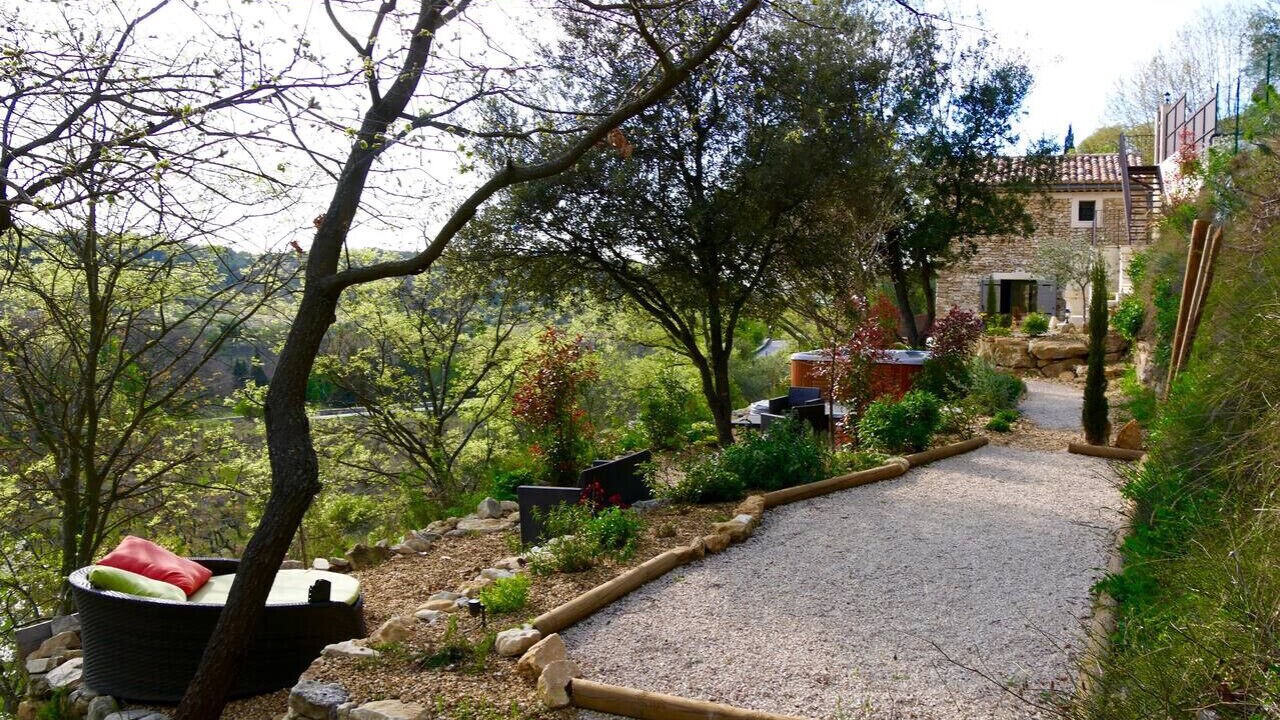 Photo of Outdoor in La Roque-sur-Pernes