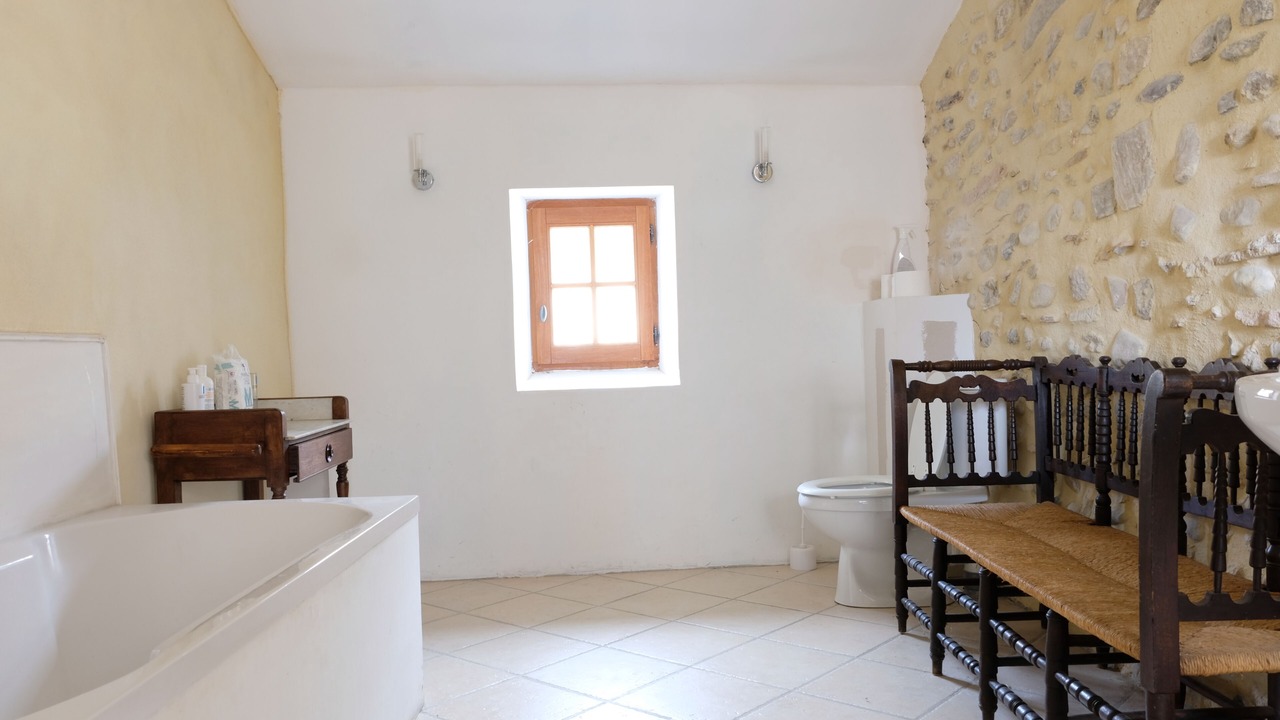 Photo of Bathroom in Visan