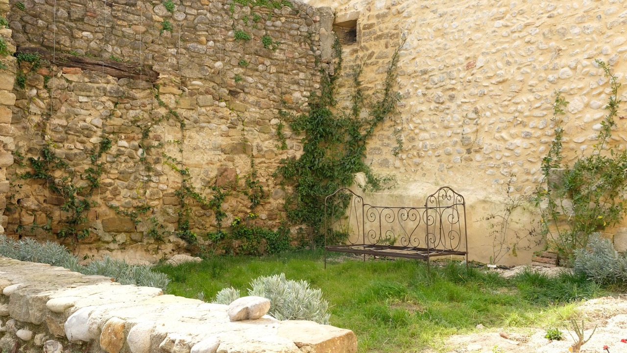 Photo of Outdoor in Visan