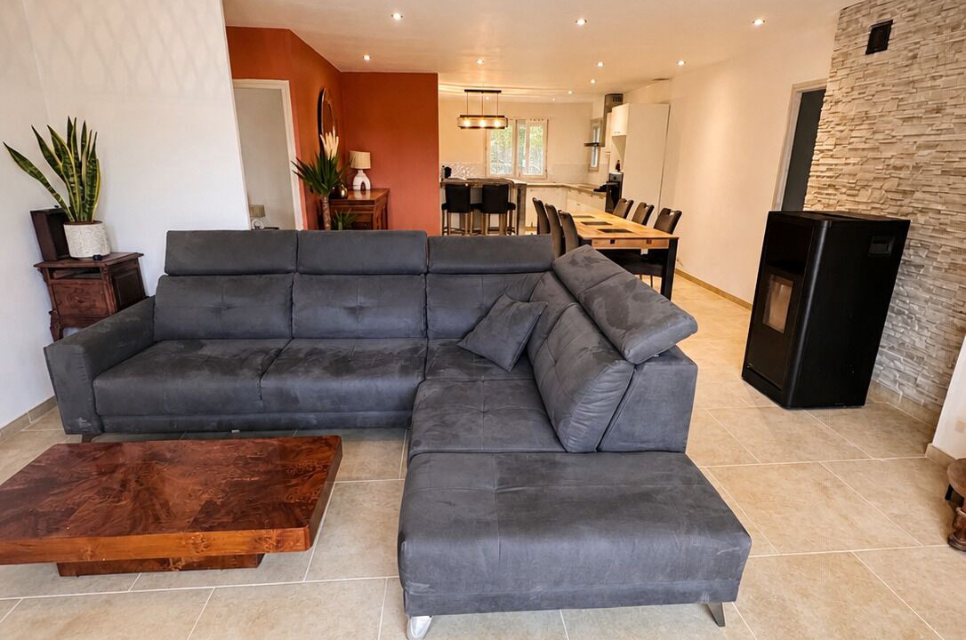Photo of Livingroom in Saint-Marcel-d'Aredeche