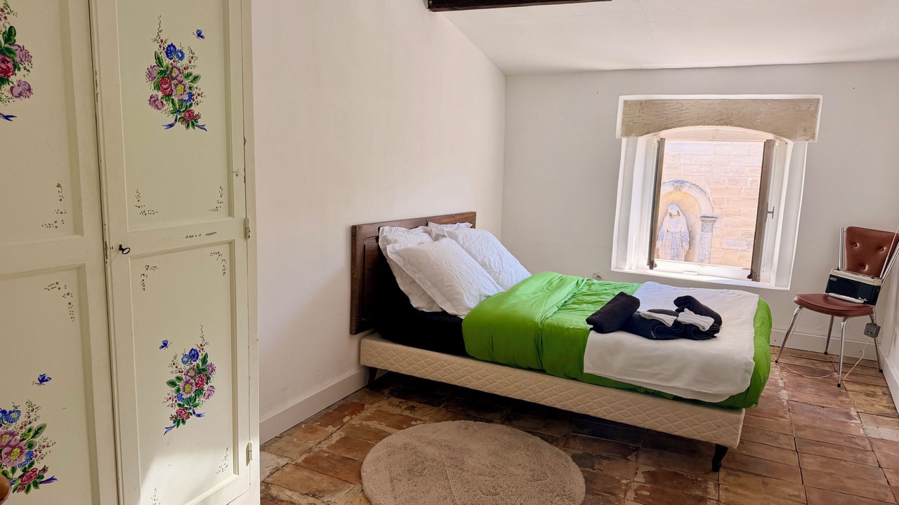 Photo of Bedroom in Reauville