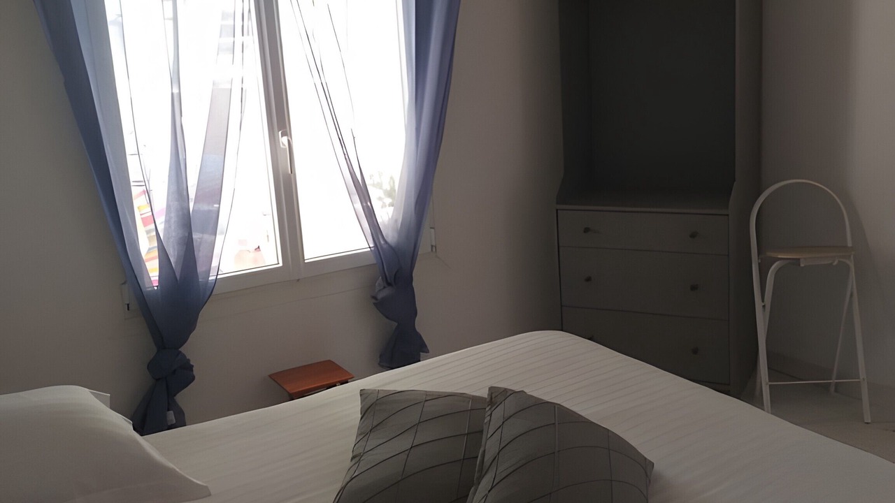 Photo of Bedroom in Saint-Paul-Trois-Chateaux