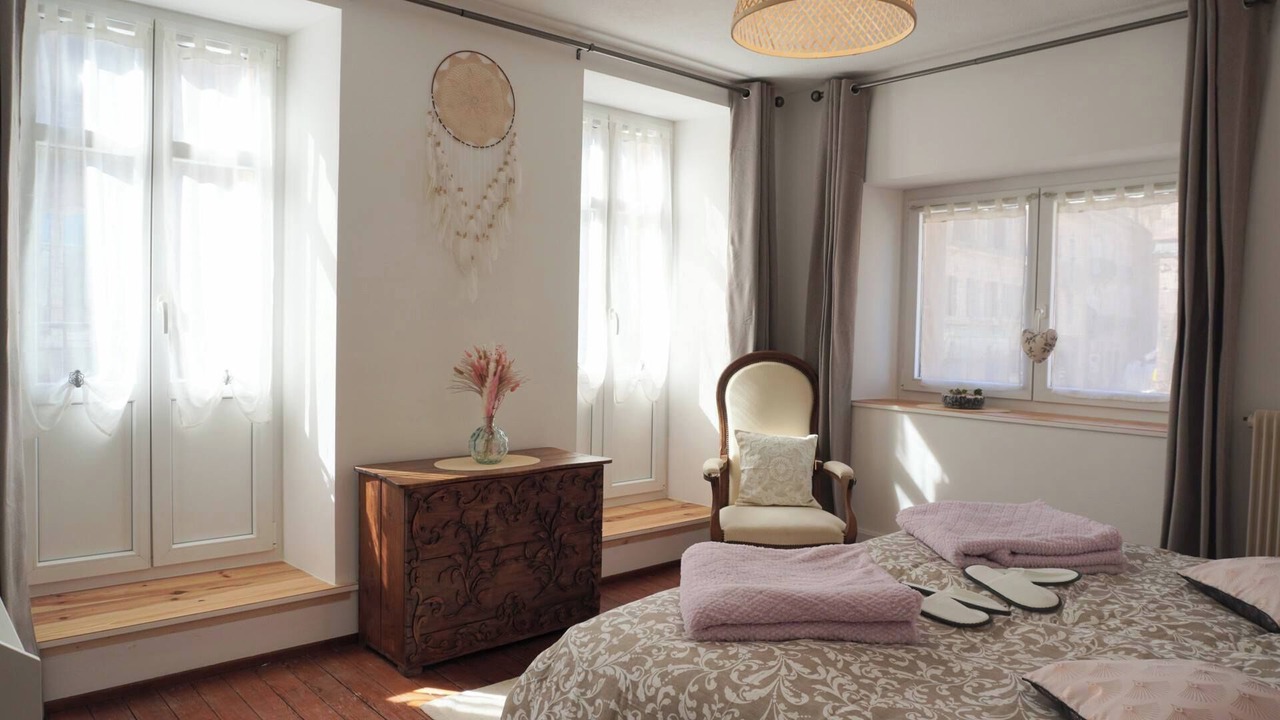 Photo of Bedroom in Luxeuil-les-Bains