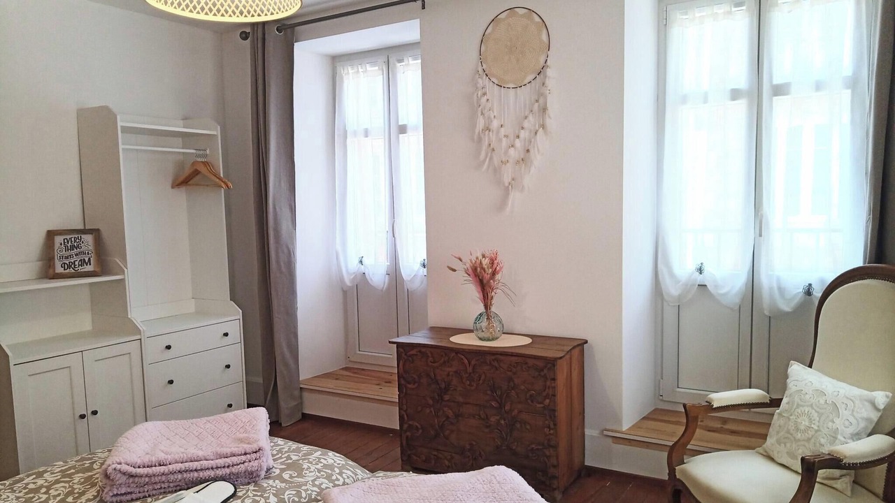 Photo of Bedroom in Luxeuil-les-Bains