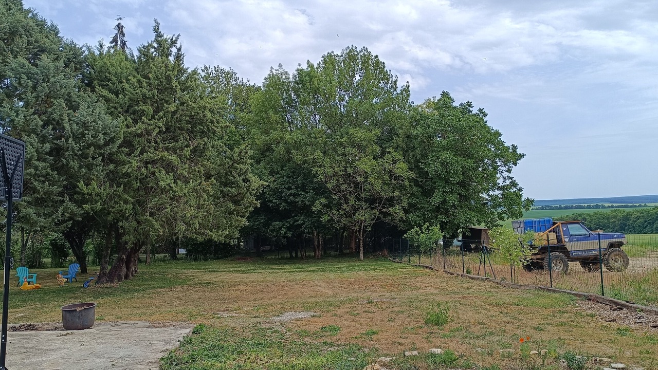 Photo of Outdoor in Merry-sur-Yonne