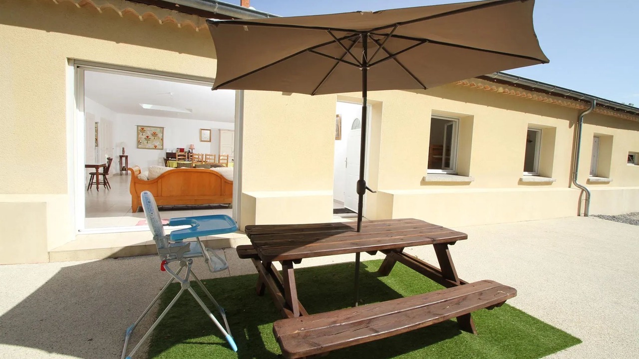 Photo of Outdoor in Saint-Sernin