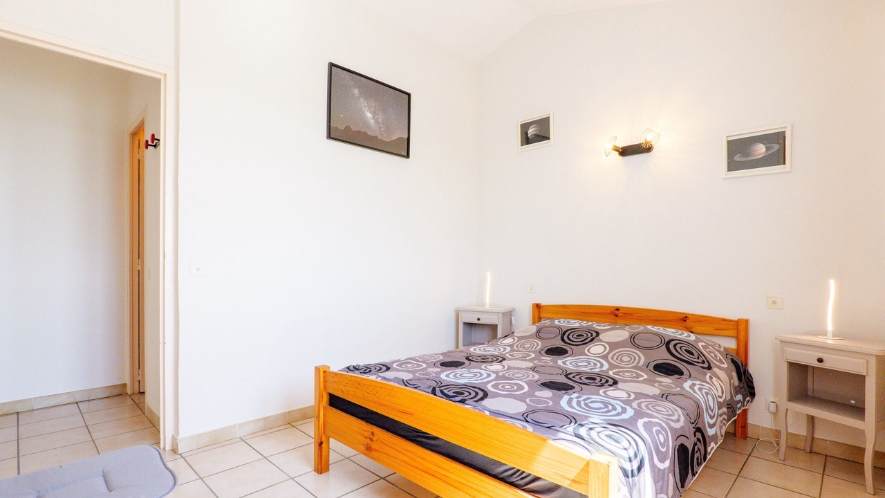 Photo of Bedroom in Bessas
