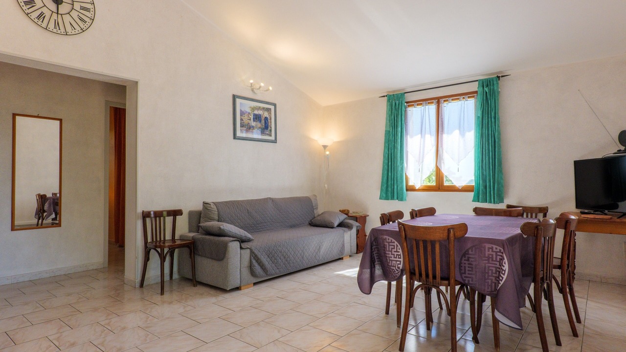 Photo of Livingroom in Bessas