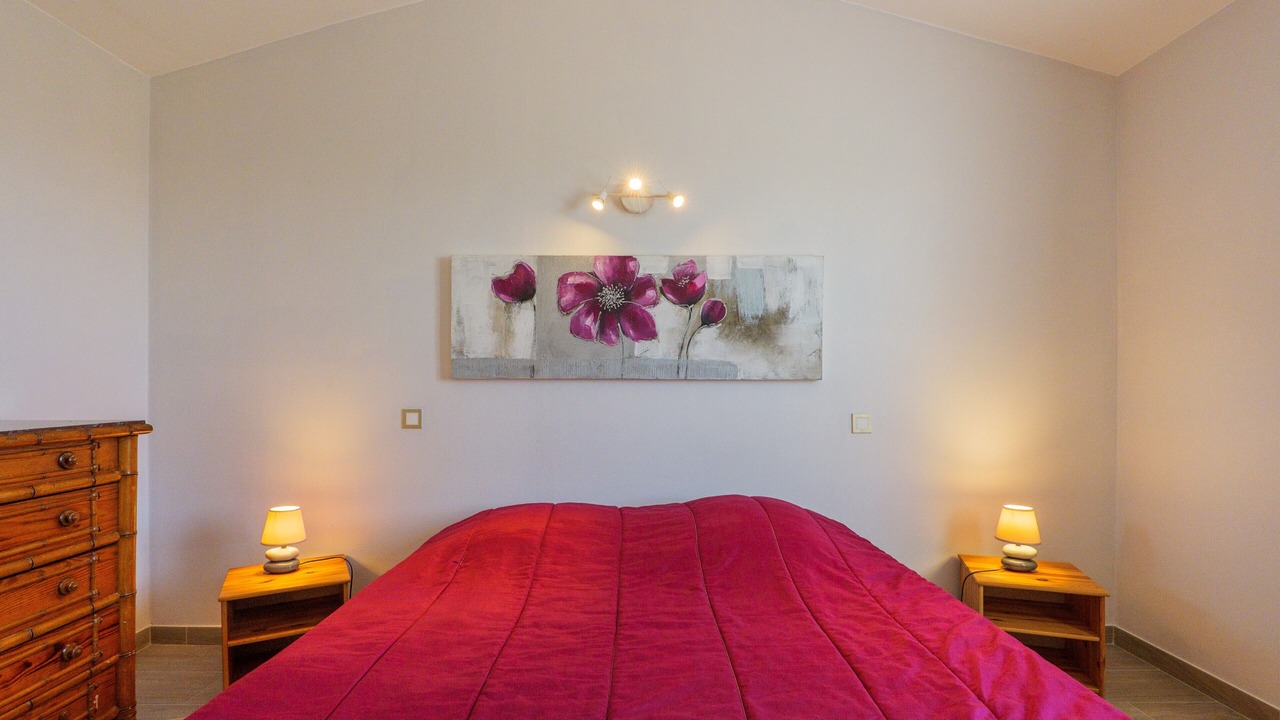 Photo of Bedroom in Bessas