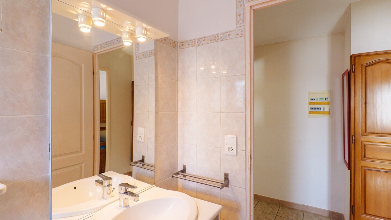 Photo of Bathroom in Bessas
