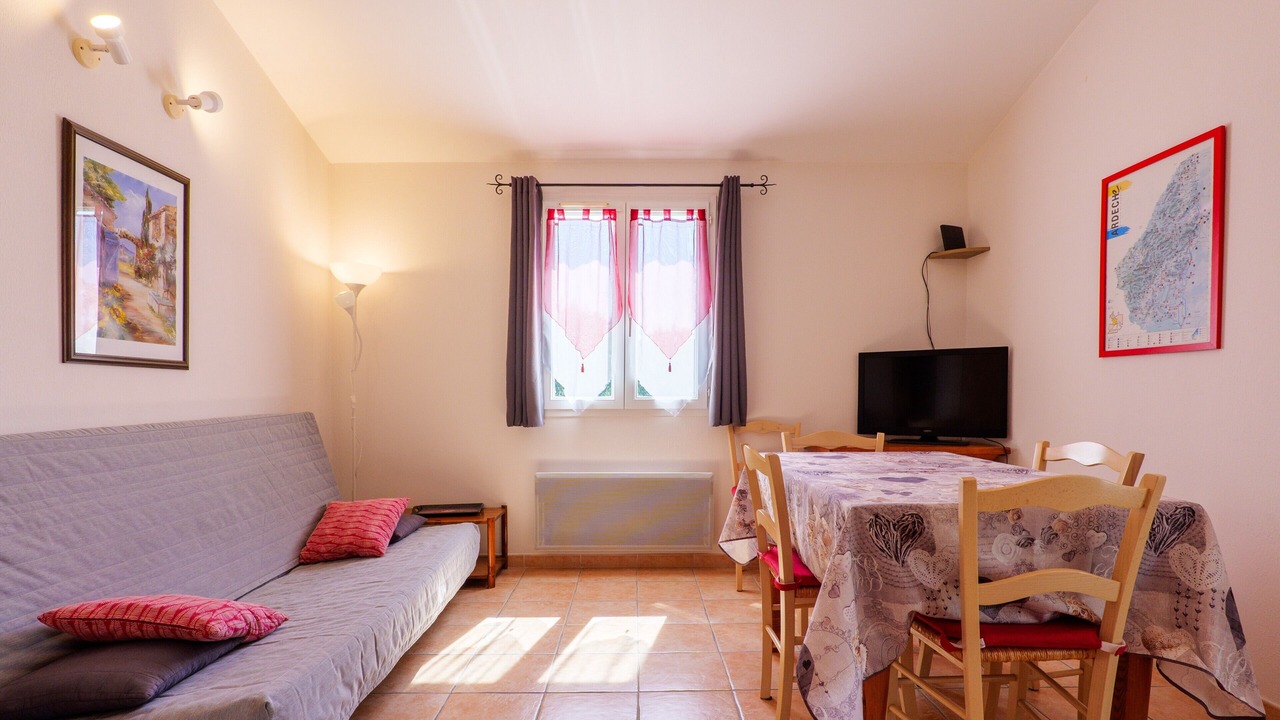 Photo of Livingroom in Bessas