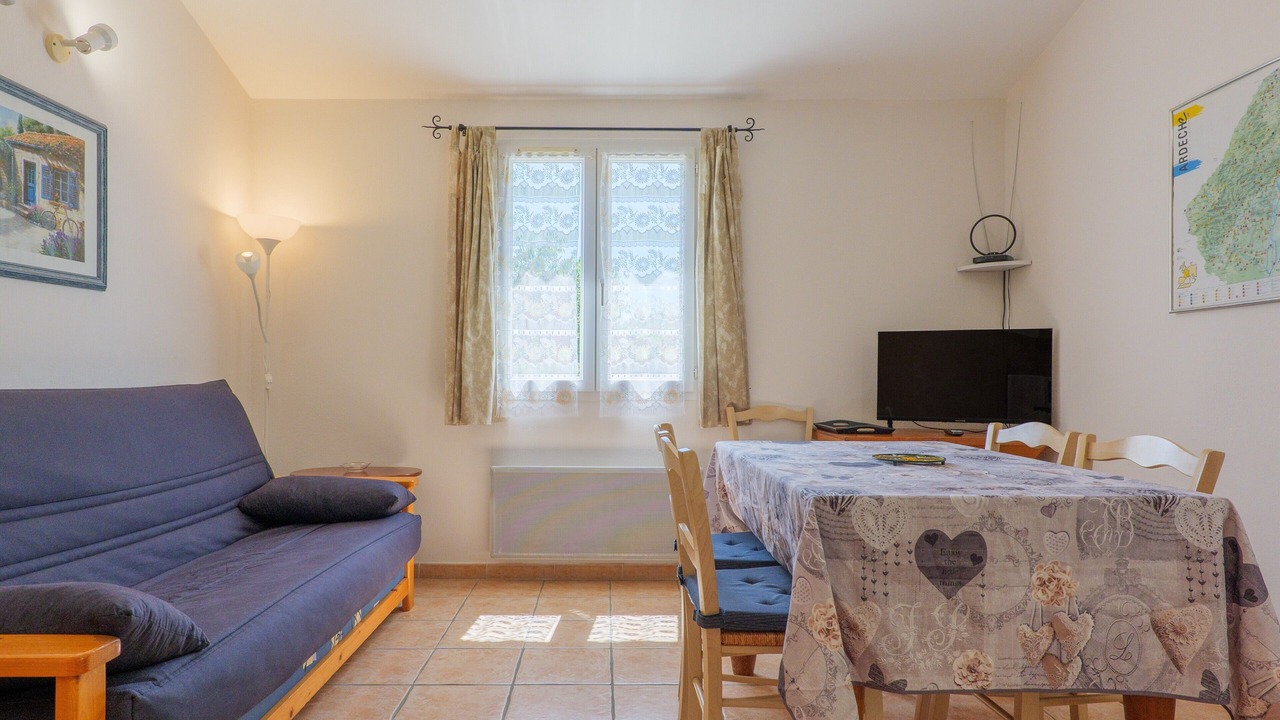 Photo of Livingroom in Bessas
