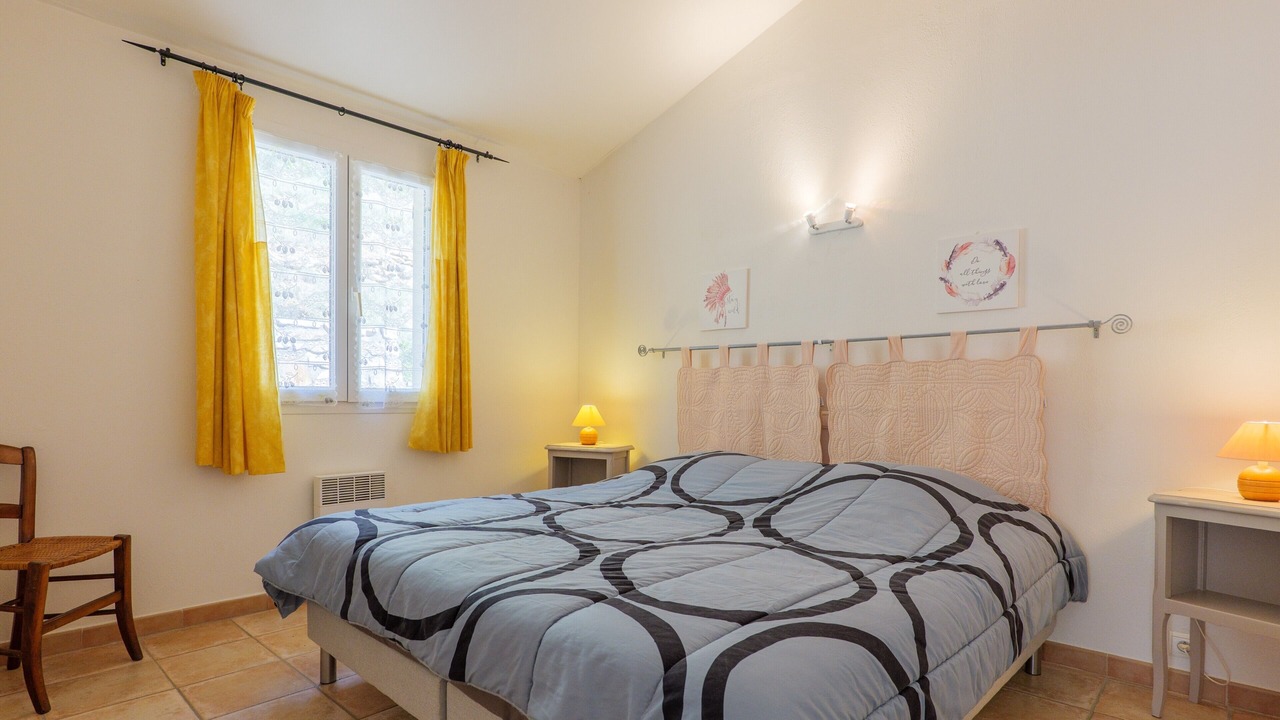 Photo of Bedroom in Bessas