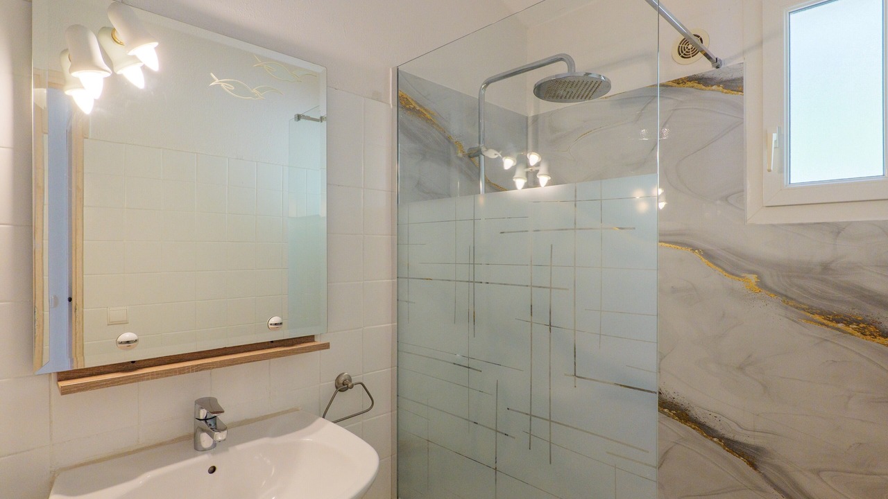 Photo of Bathroom in Bessas