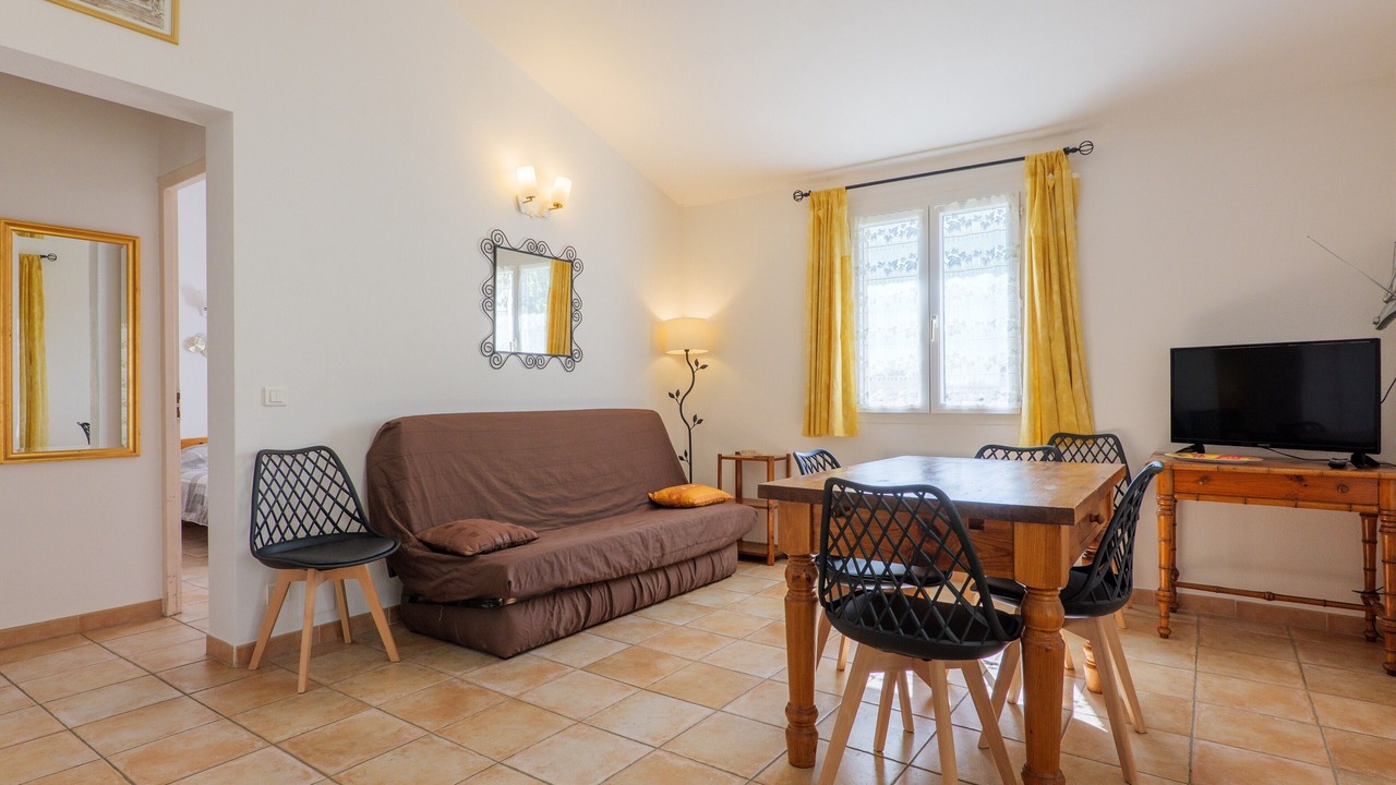 Photo of Livingroom in Bessas