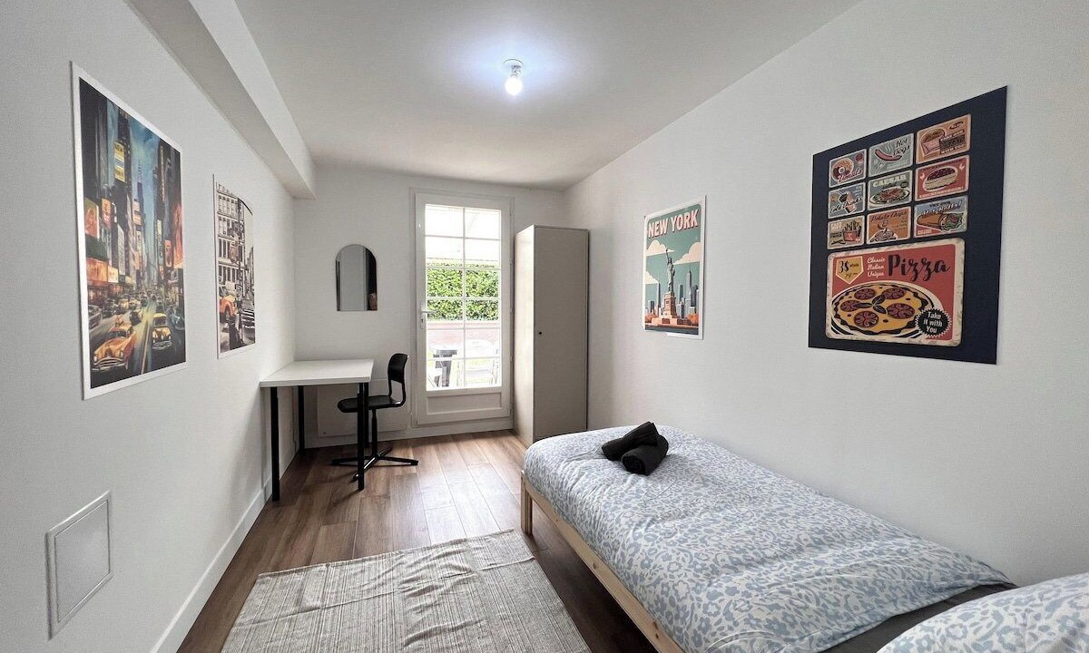 Photo of Bedroom in Bondoufle