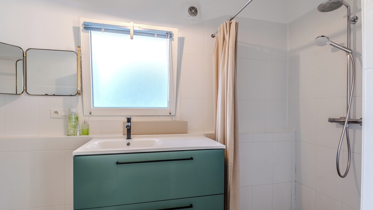 Photo of Bathroom in Anthy-sur-Leman
