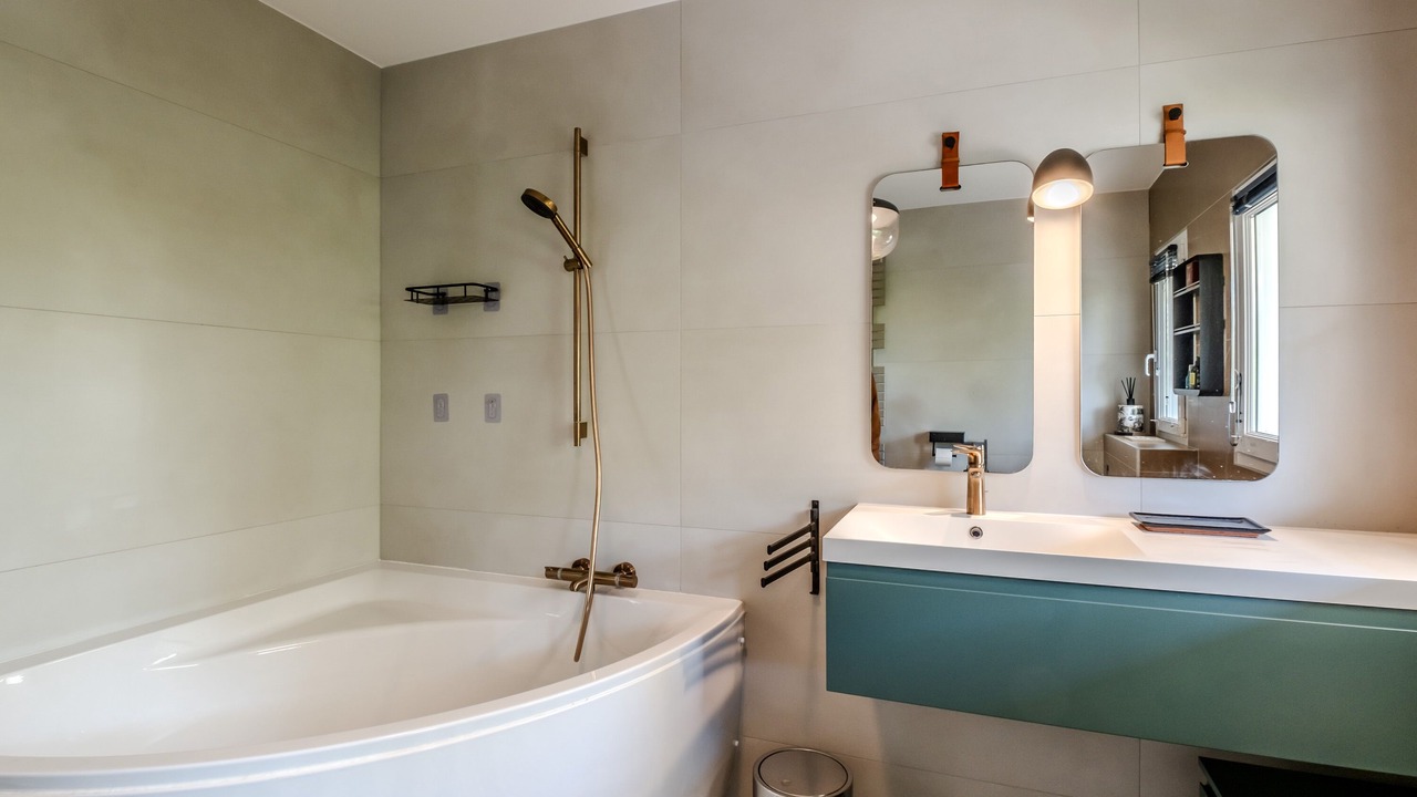 Photo of Bathroom in Anthy-sur-Leman